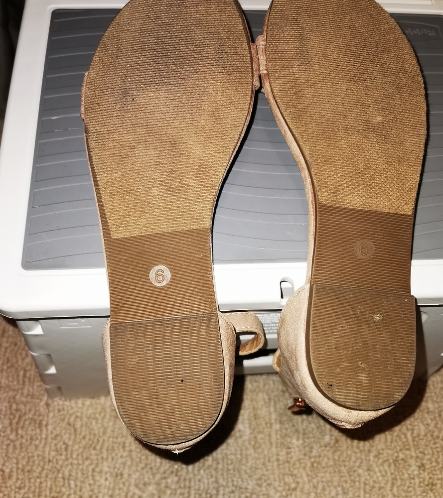 Sandals - Picture 4 of 5